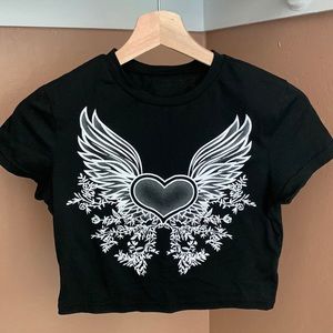 Heart print crop tee